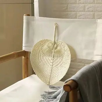 1buc Pur Manual DIY Inima în Formă de Bambus Țesute Fan Vara Ventilatorului de Răcire Stil Chinezesc Ventilator de Mână Respingător Țânțar Mână de Fani